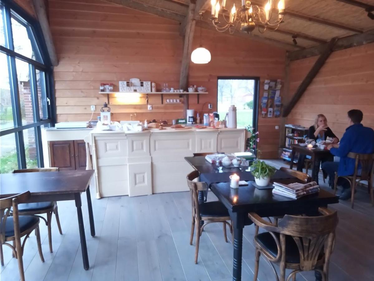 Pipowagen Elsebein Groningen Westerwolde Unieke Ligging Met Eigen Tuin En Vrij Uitzicht Over Veld Naar Natuurgebied Onstwedde Ngoại thất bức ảnh